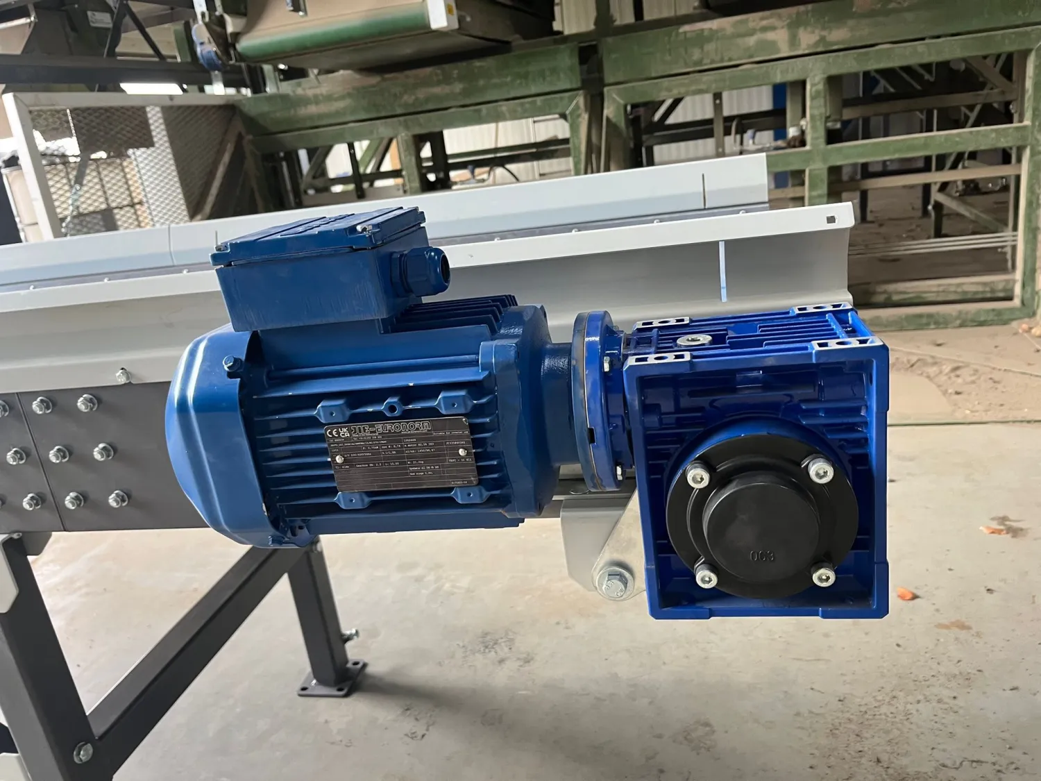 Prawie Nowy Przenośnik Taśmowy Pro-Vega - 4.8m x 60cm - Mało Używany