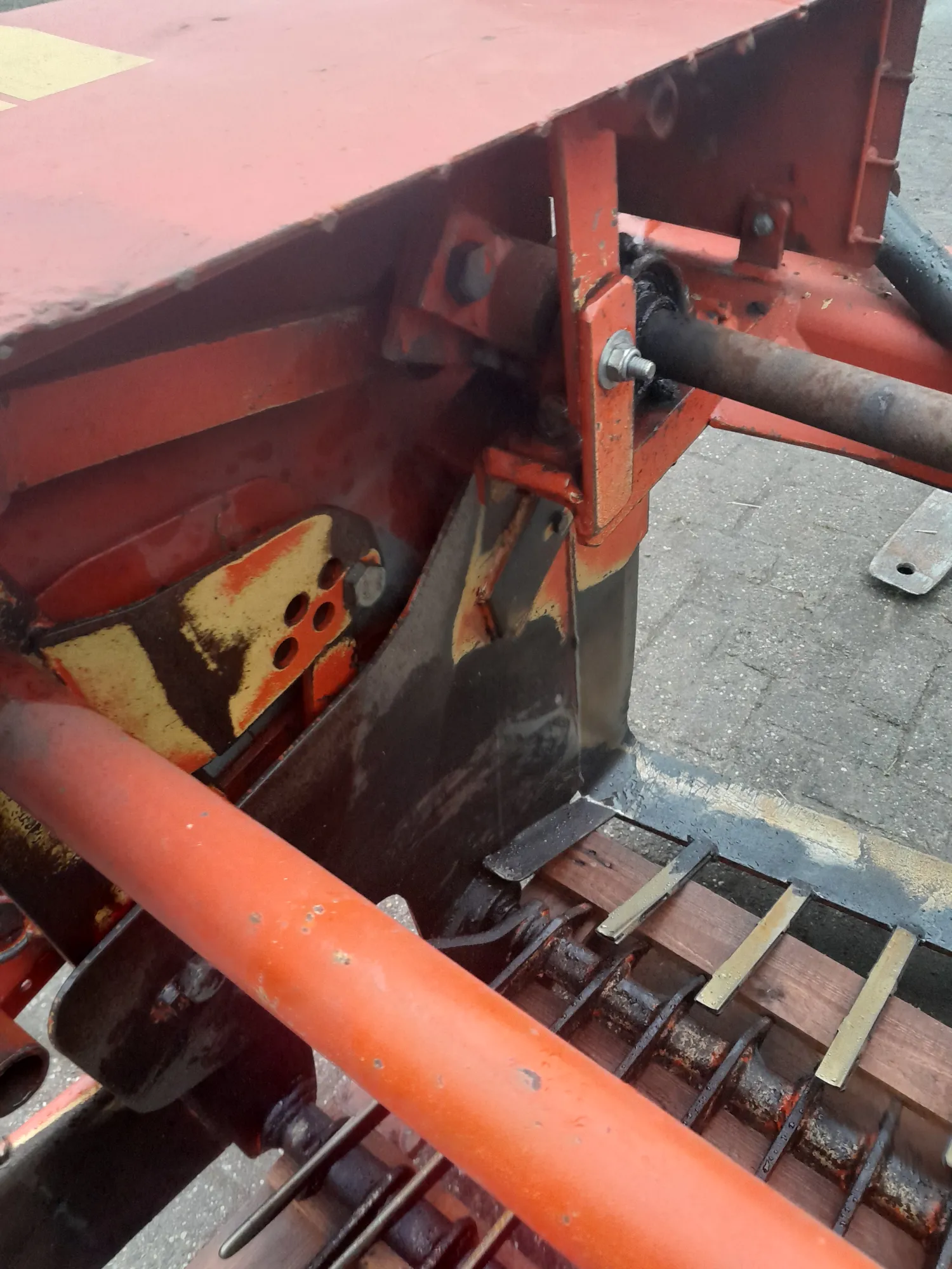 Подвійний Ворушитель Peecon на продаж | Сільськогосподарська техніка