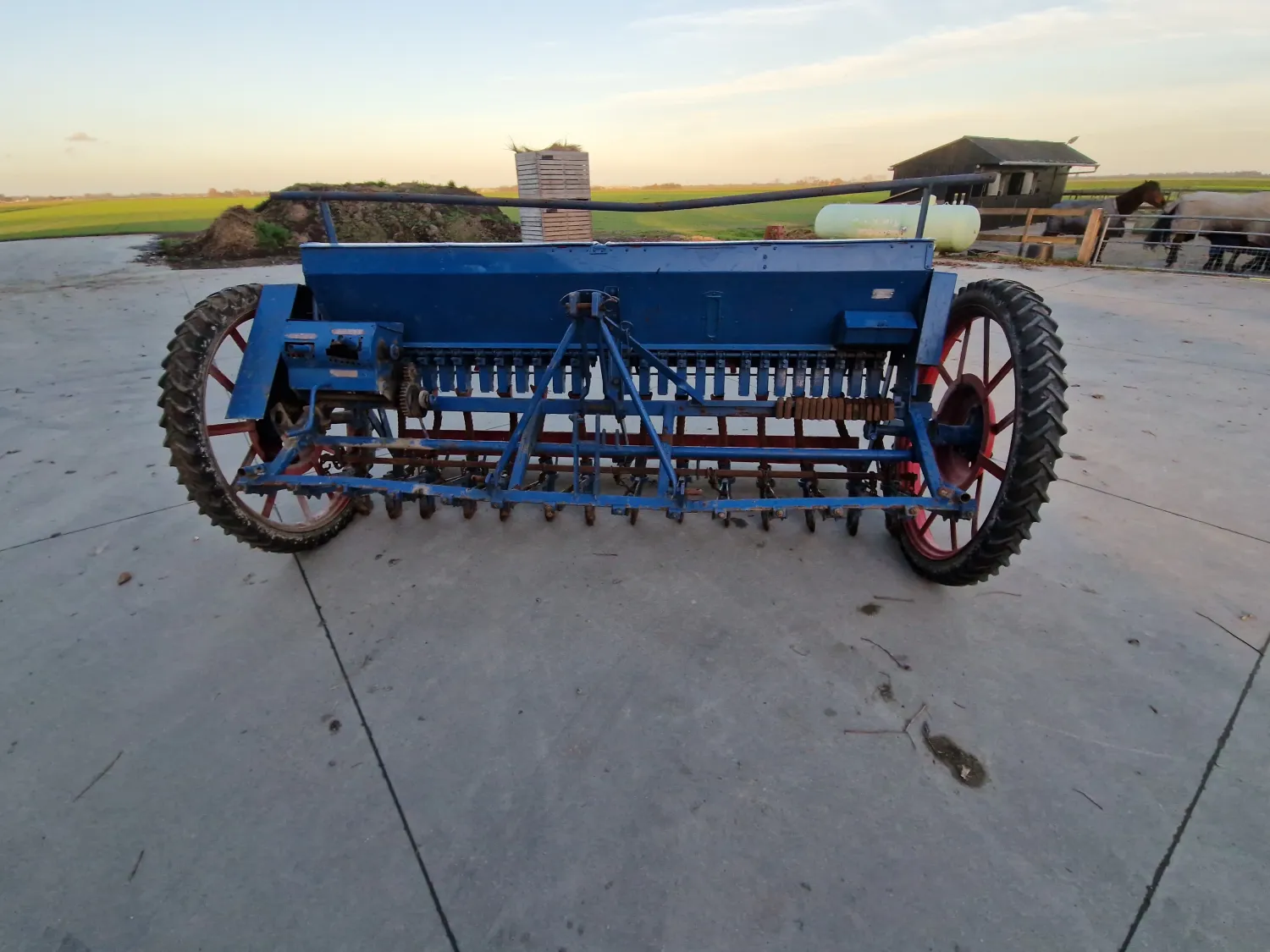 Saxonia VEB Zaaimachine 1961 - Oldtimer Landbouwmachine