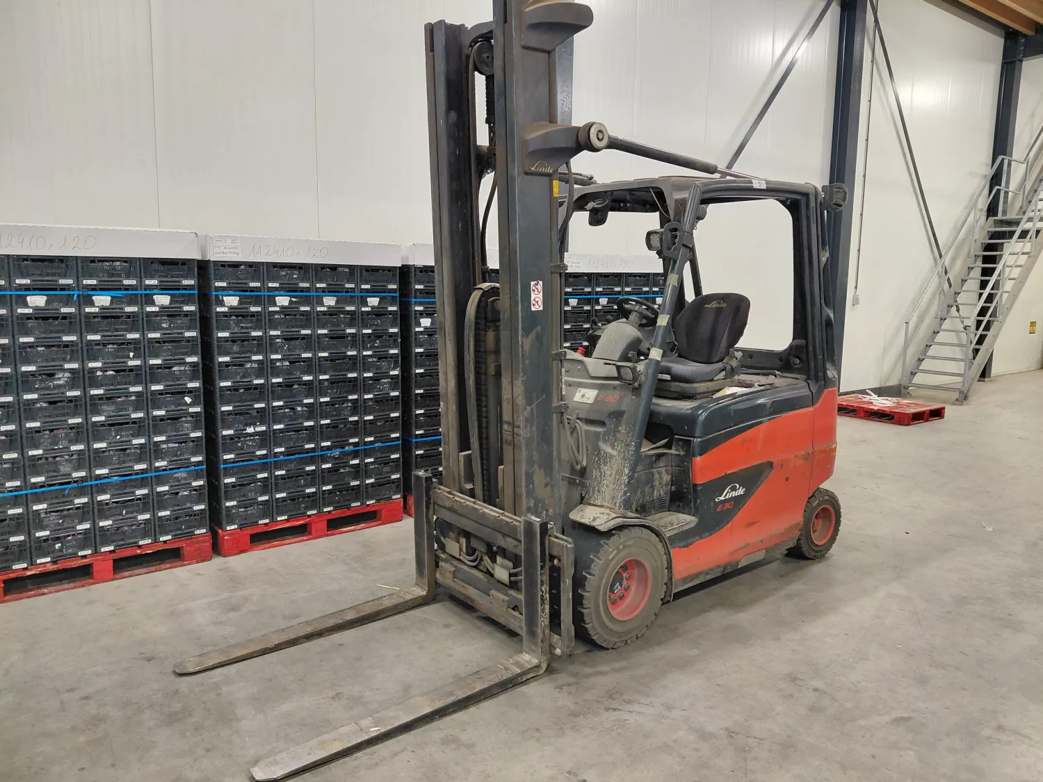 Carretilla Elevadora Linde E30HL EVO - 2018 - 3.0 Toneladas