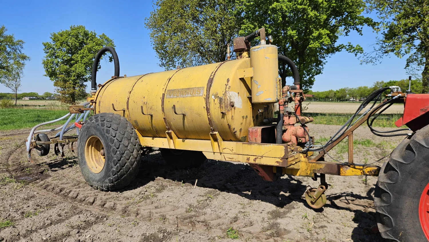 Veenhuis 6800 Mesttank met Bouwland Bemester | Gebruiksklaar
