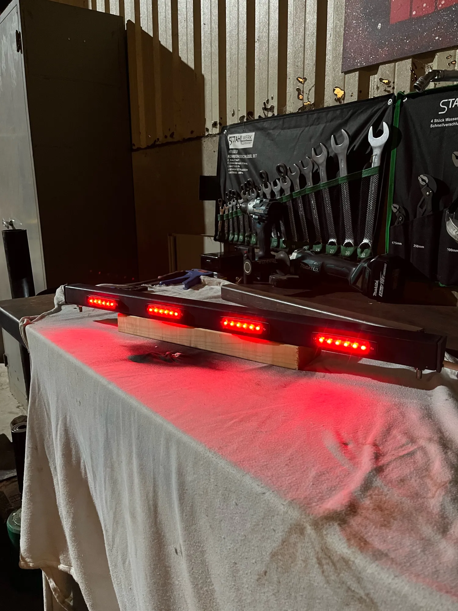 75cm LED Light Bar for Tractors & Machinery
