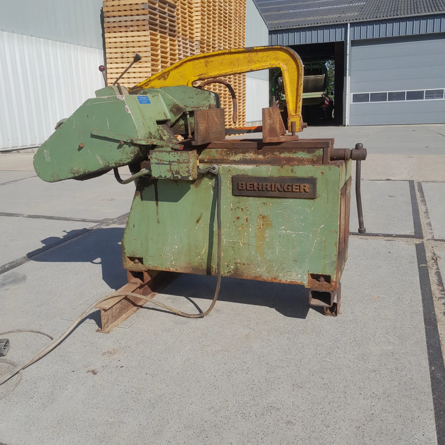 Πριόνι προς πώληση - Σε καλή κατάσταση λειτουργίας