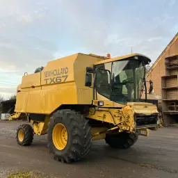 New Holland TX 67 Combine (1998) | 6.20m Header