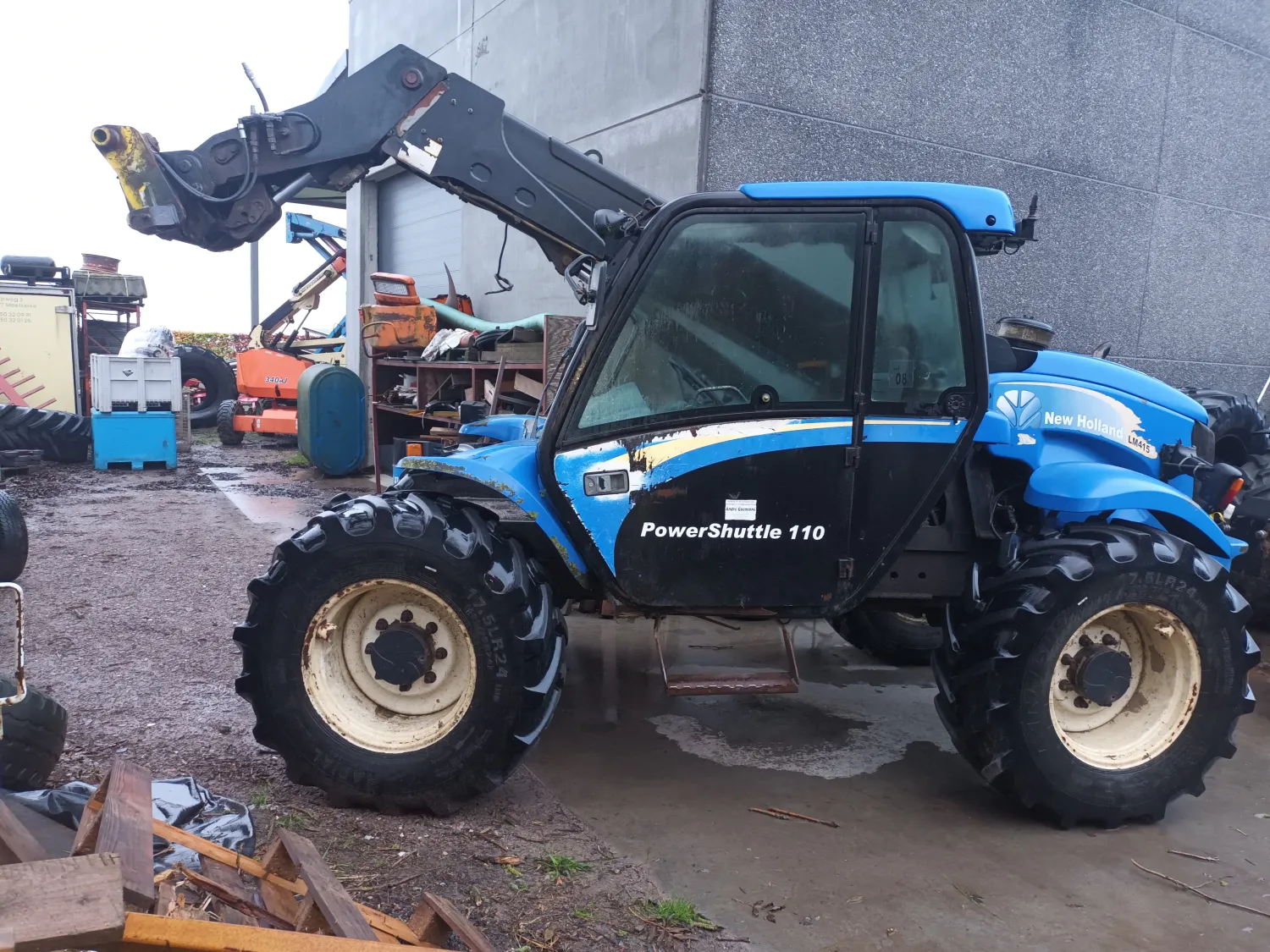 New Holland LM415A uit 2006 met 11735 uur