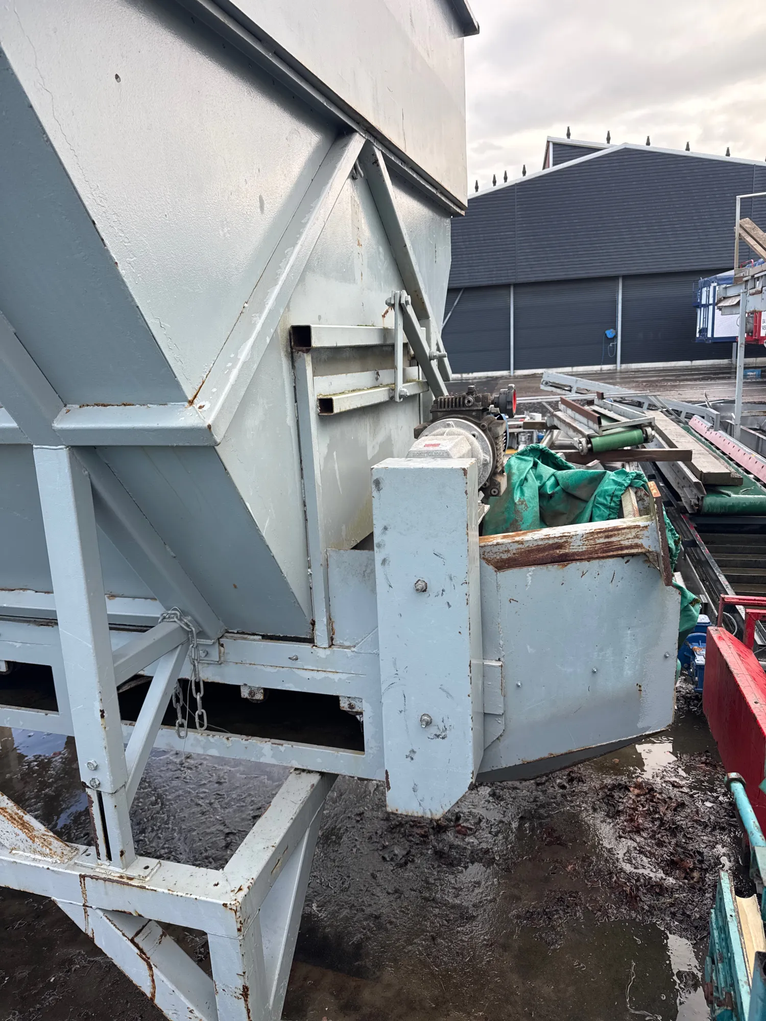 Bunker te koop - Band 80 breed - €3000