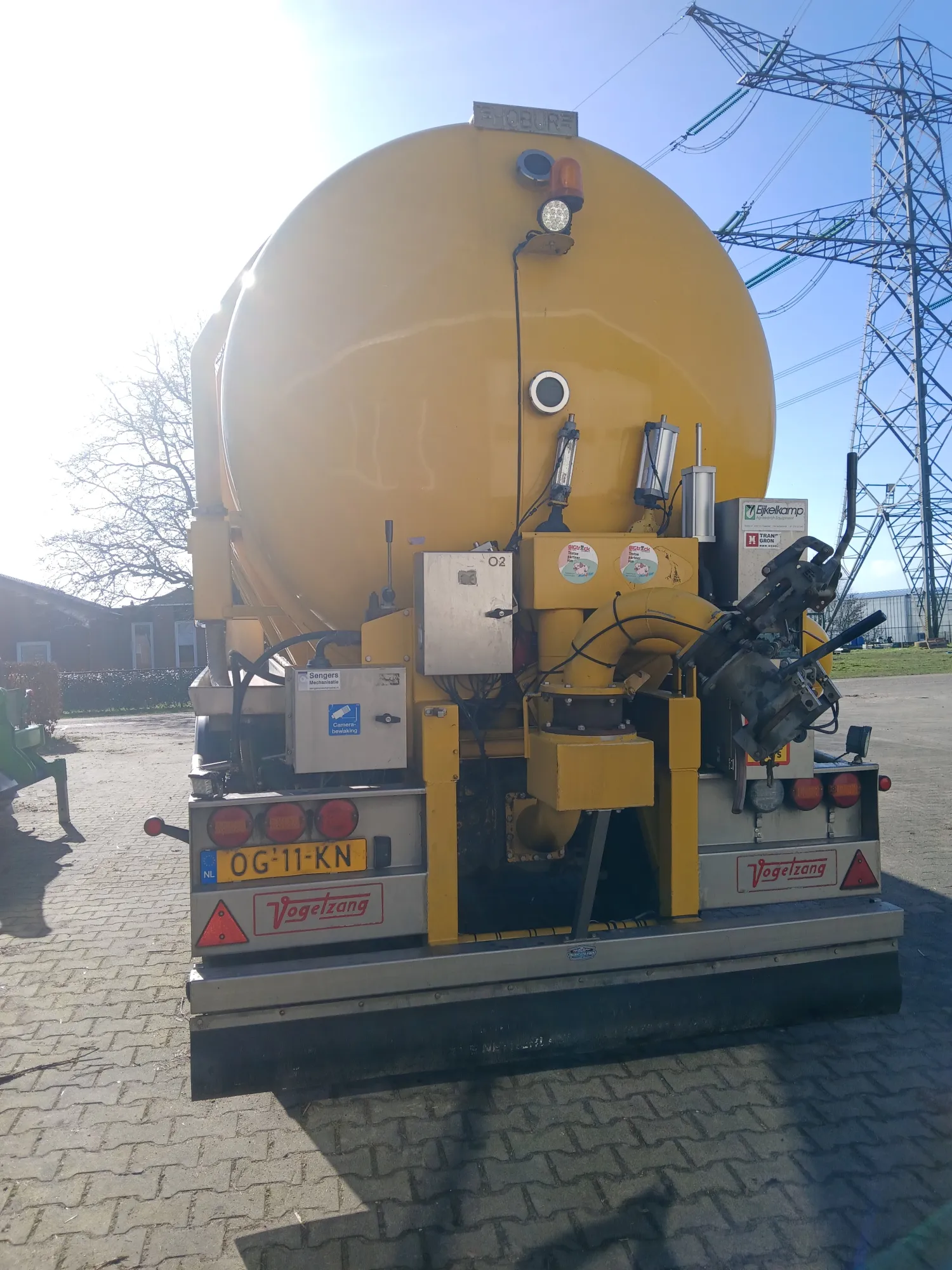 Hobur mestoplegger: Wegen & bemonstering | Landbouwmachines