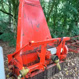 Klepelzuiger: Gras maaien, heggen knippen & snoeihout versnipperen