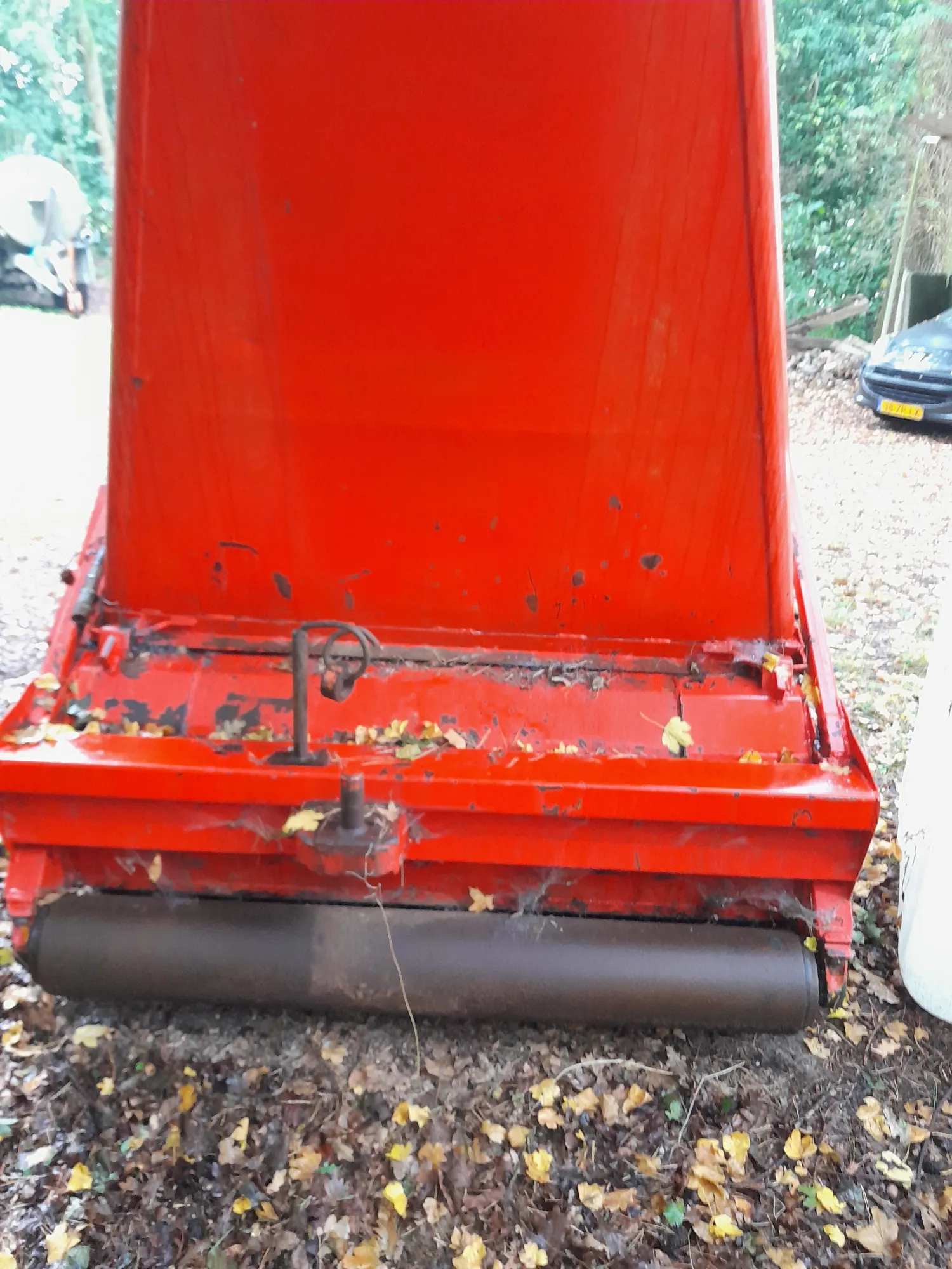 Klepelzuiger: Gras maaien, heggen knippen & snoeihout versnipperen