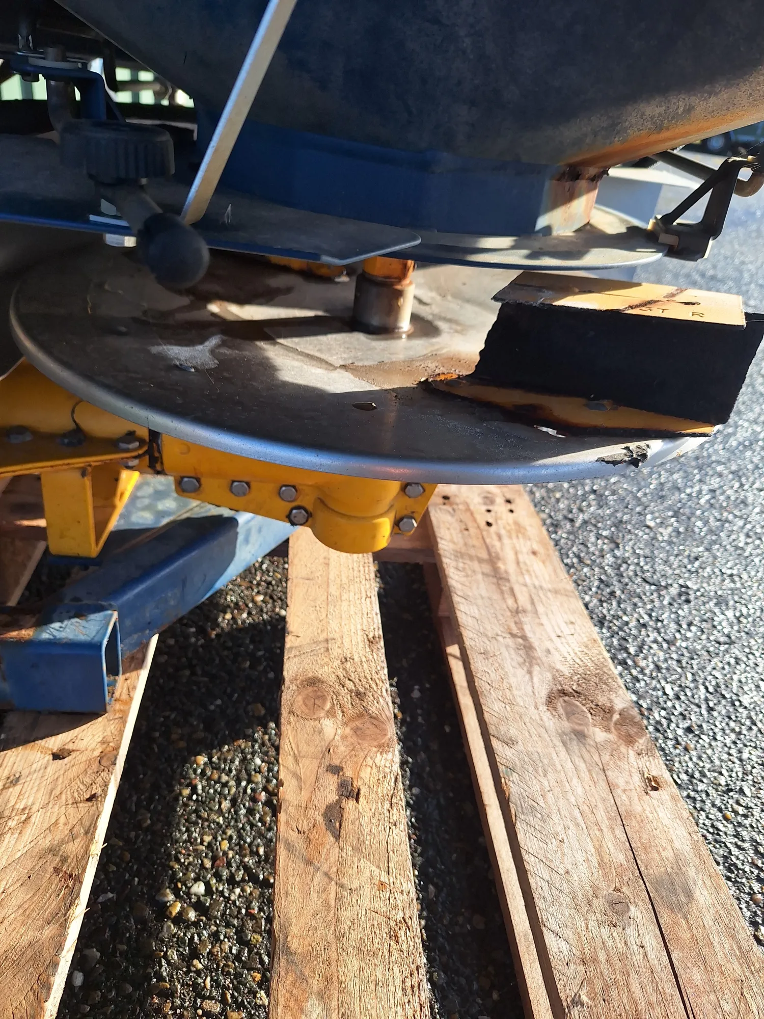 Bogballe L1 Plus Strooier 900L - Bouwjaar 2011