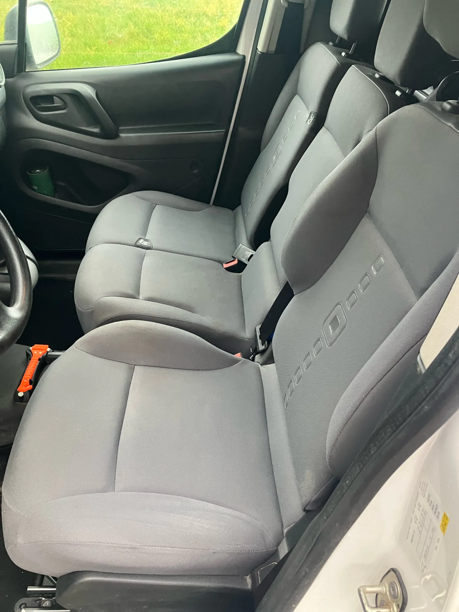 Citroen Berlingo Diesel '16, A/C, Tow Bar - Well Maintained!