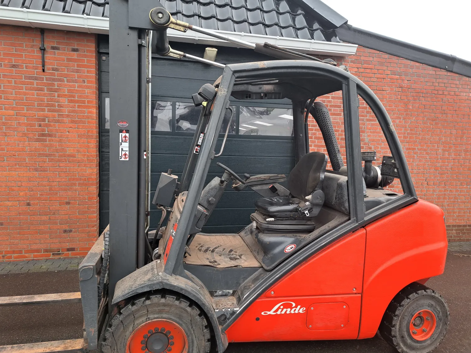 Carretilla elevadora diésel Linde H35 - Altura de elevación 5500 mm