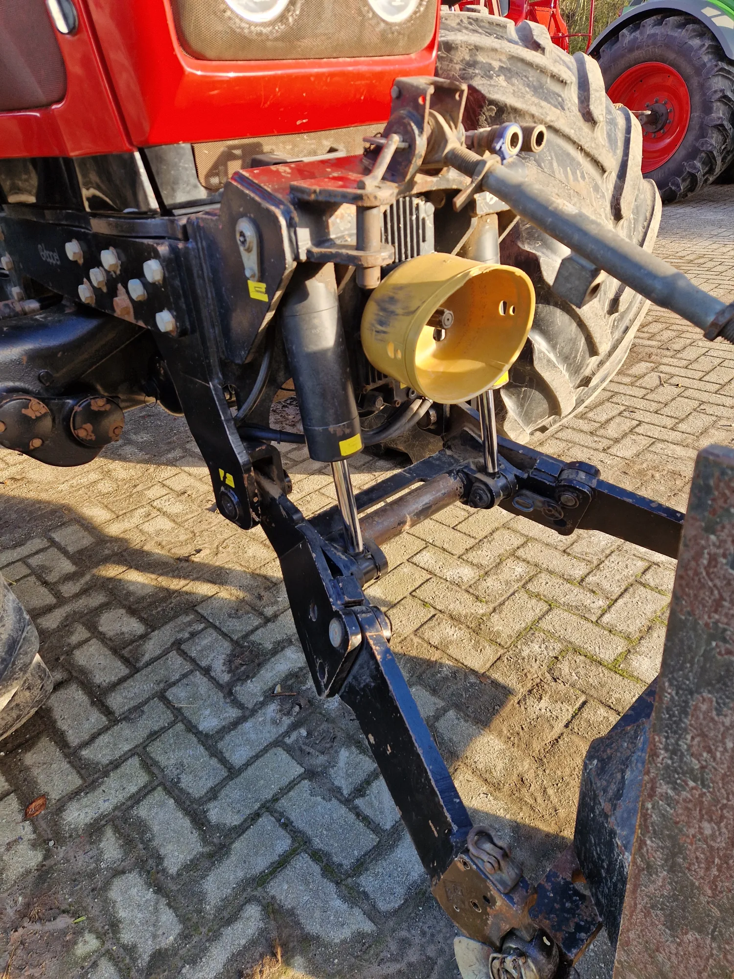 MF 6499 Dyna6, 2007: Tracteur d'occasion à vendre