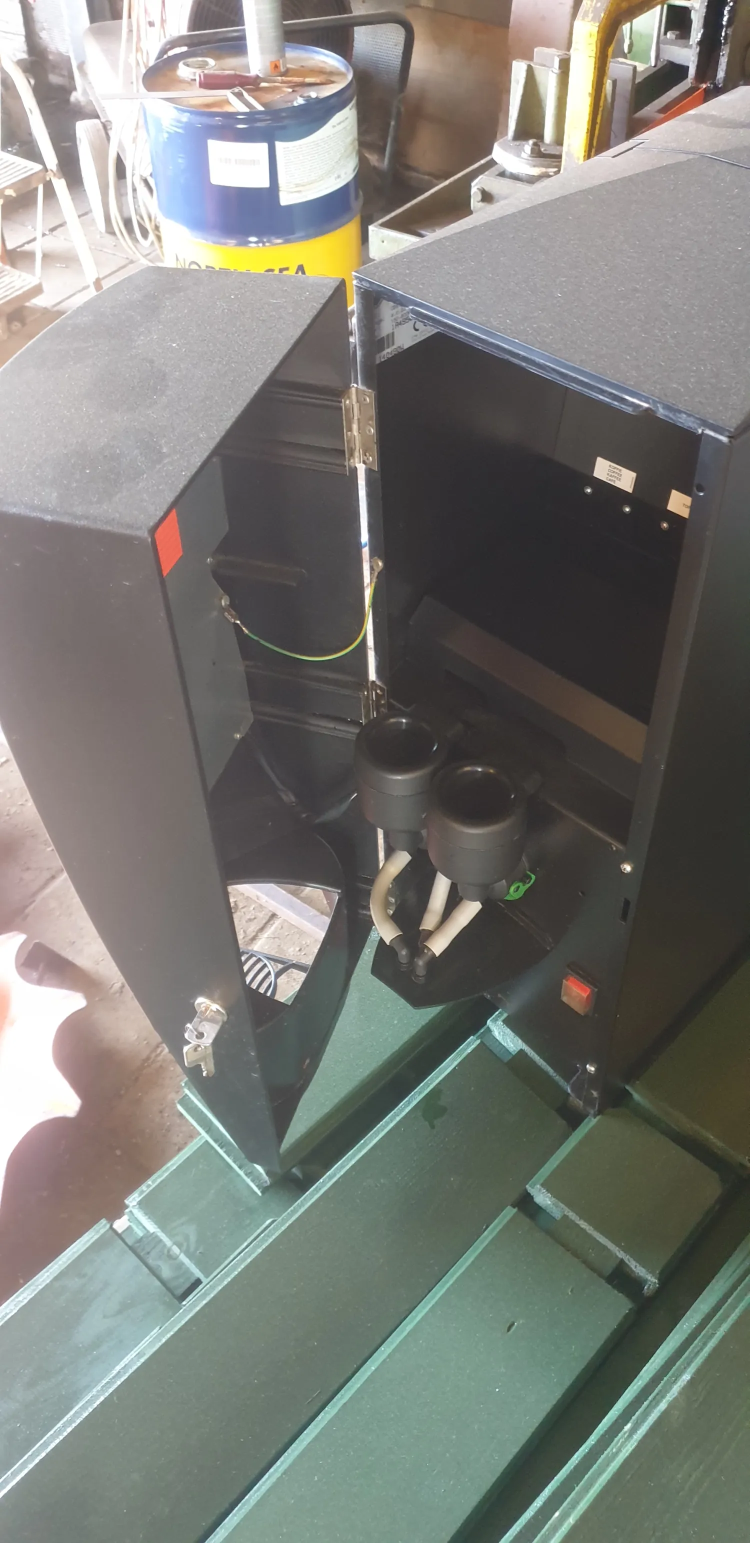 Coffee Machine for Fixed Water Line | For Sale