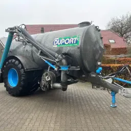 Duport Mesttank 11.5 m3 met Zuigarm en Wormpomp