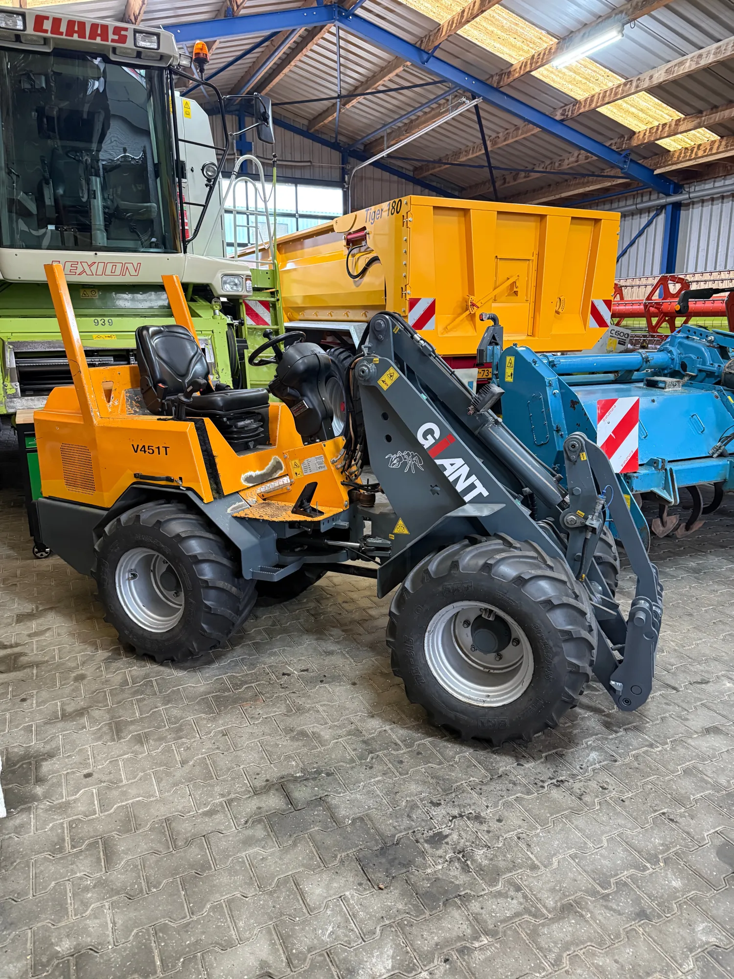 Giant V451T Shovel 2008 - Hydraulische Snelwissel