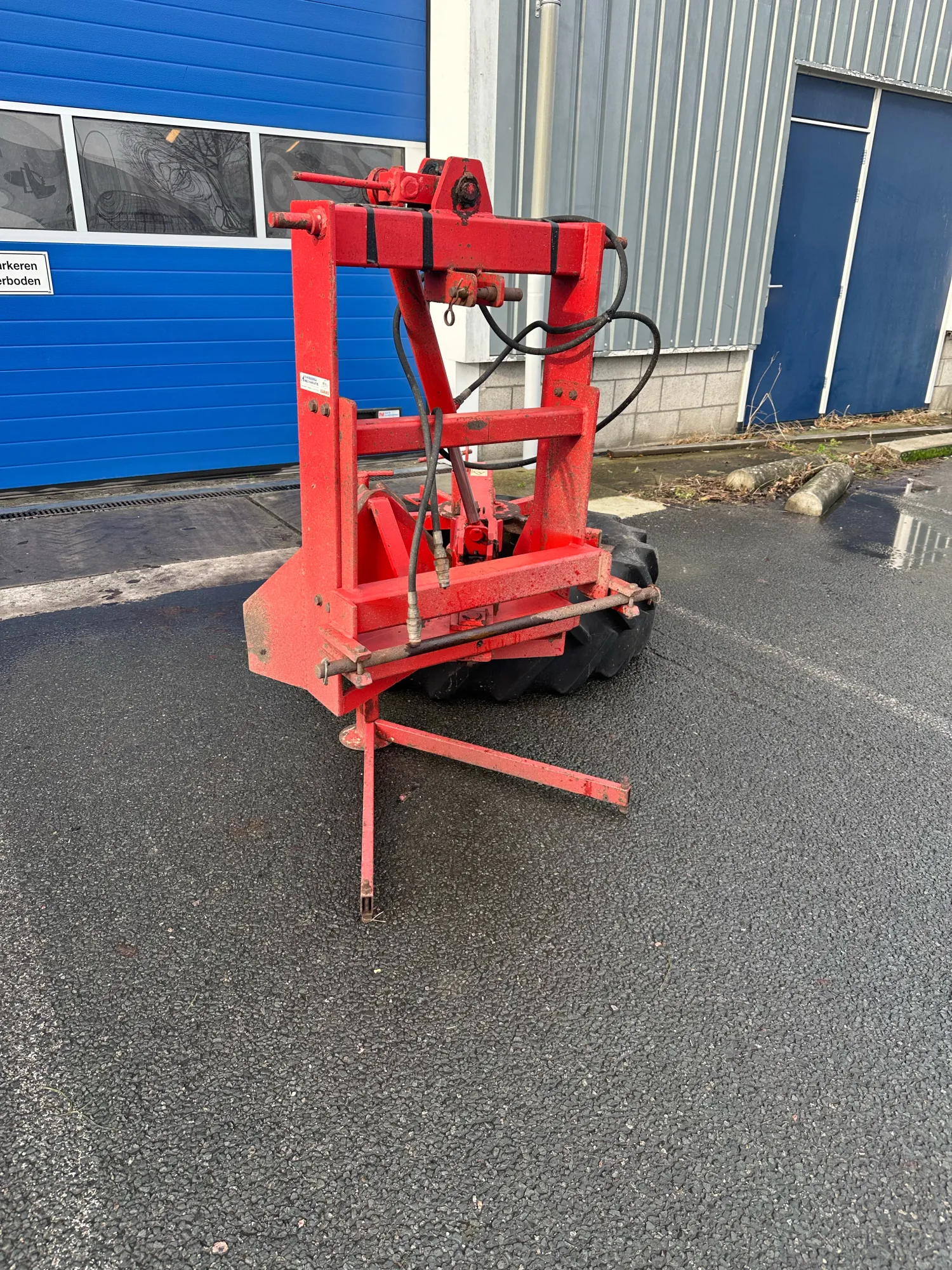 Kemp Kehrmaschine mit Anbaubock für Traktoren