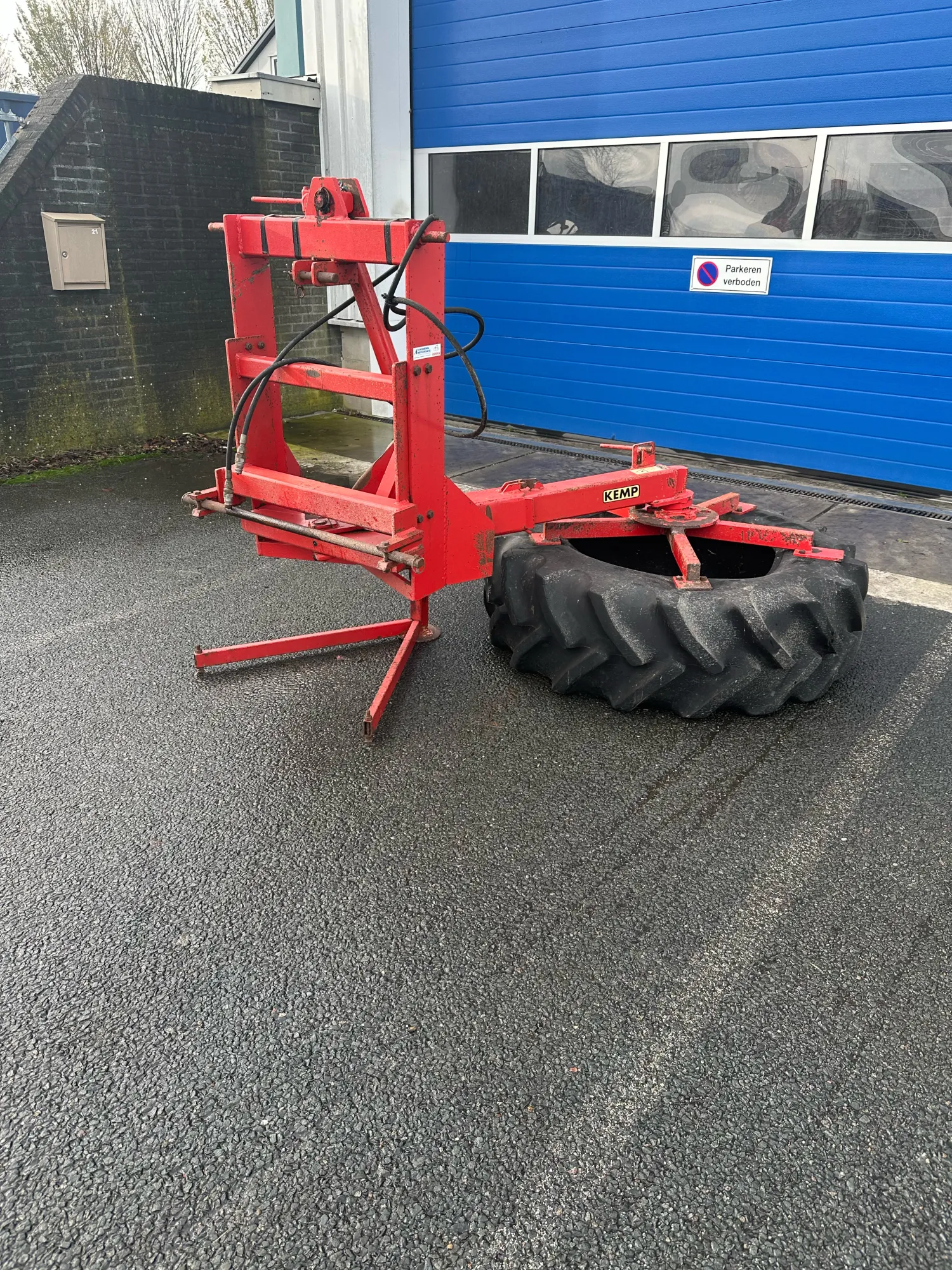 Kemp Kehrmaschine mit Anbaubock für Traktoren