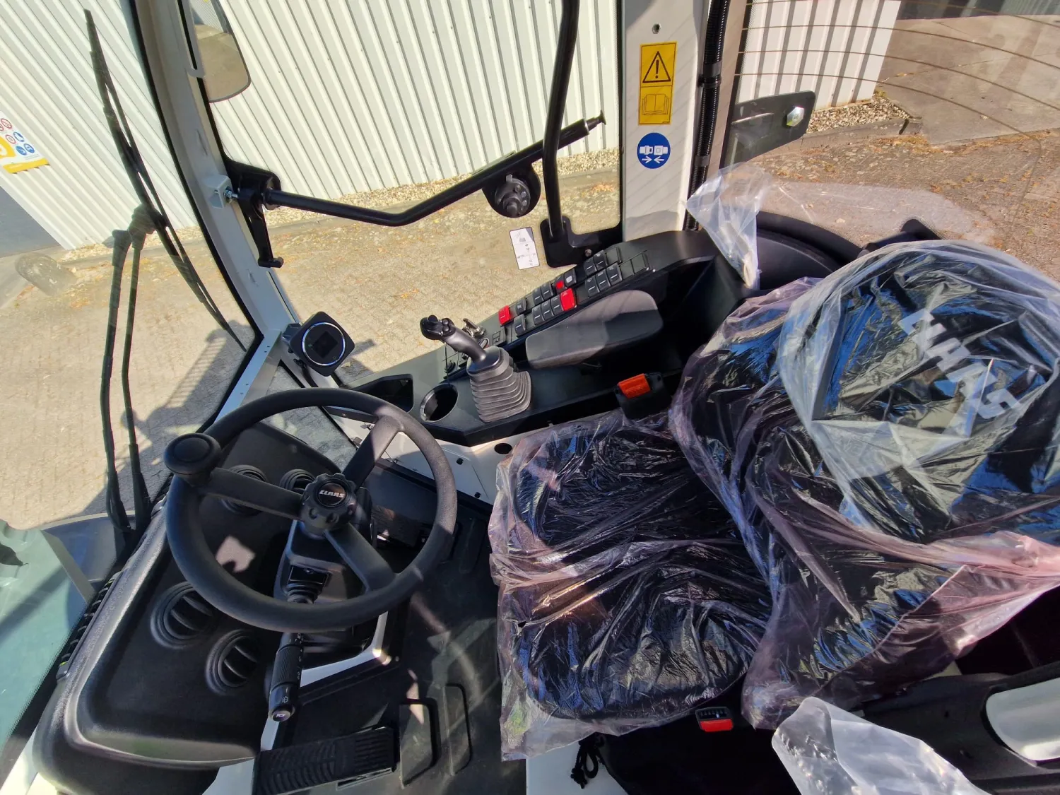 Compacte wiellader 74 pk: Krachtig & veelzijdig | [Plaats]