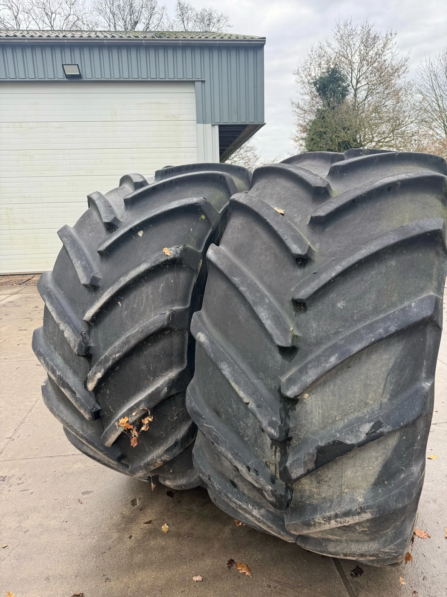 Michelin 900/50R42 MachXbib banden met velgen