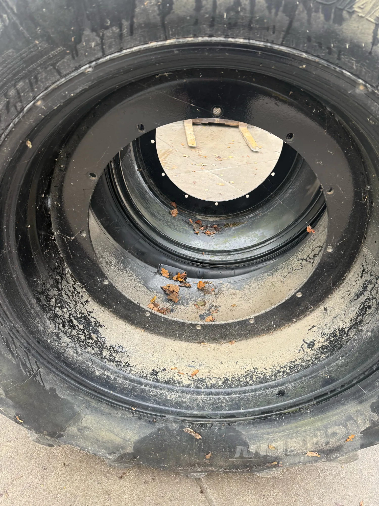 Michelin 900/50R42 MachXbib banden met velgen