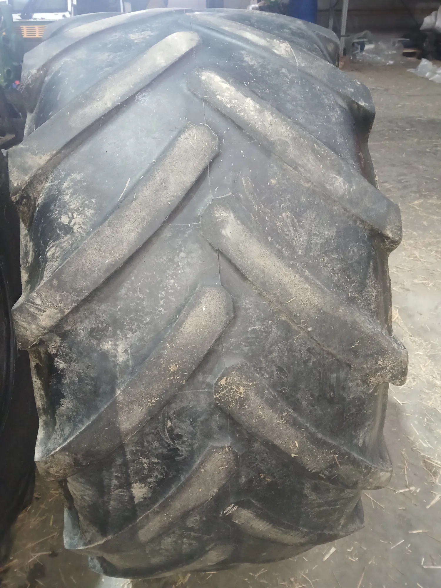 Michelin XM28 Banden 600/65R28 - Set van 2