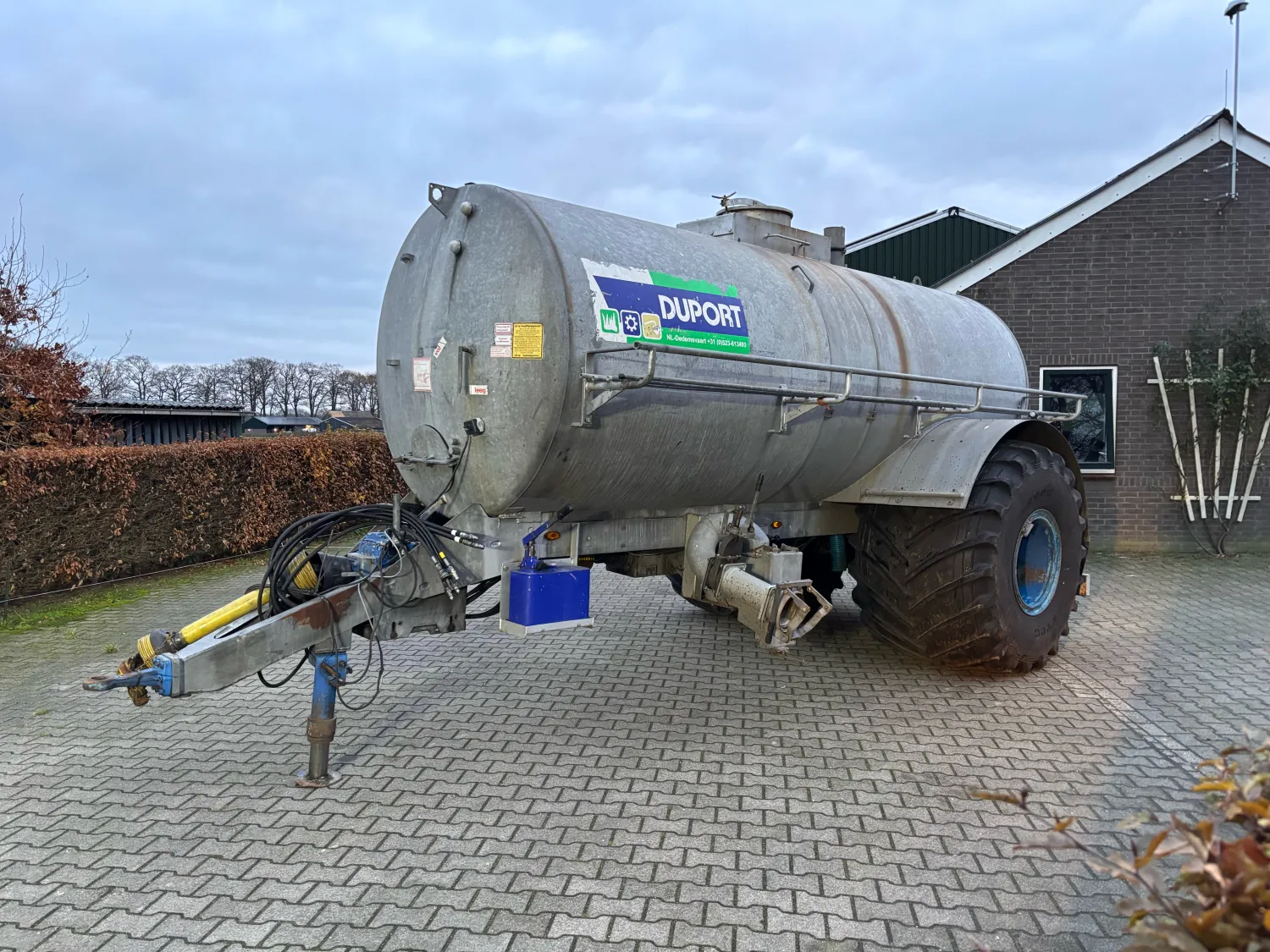 Bsa Duport Mesttank 10.300L te koop | Wormpomp & Brede Banden
