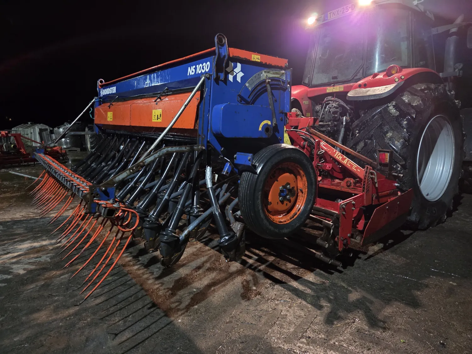 Nette zaaicombinatie: Lely Rototera & Nordsten zaaimachine