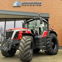 Jong gebruikte Massey Ferguson 8S.285 Dyna-VT trekker
