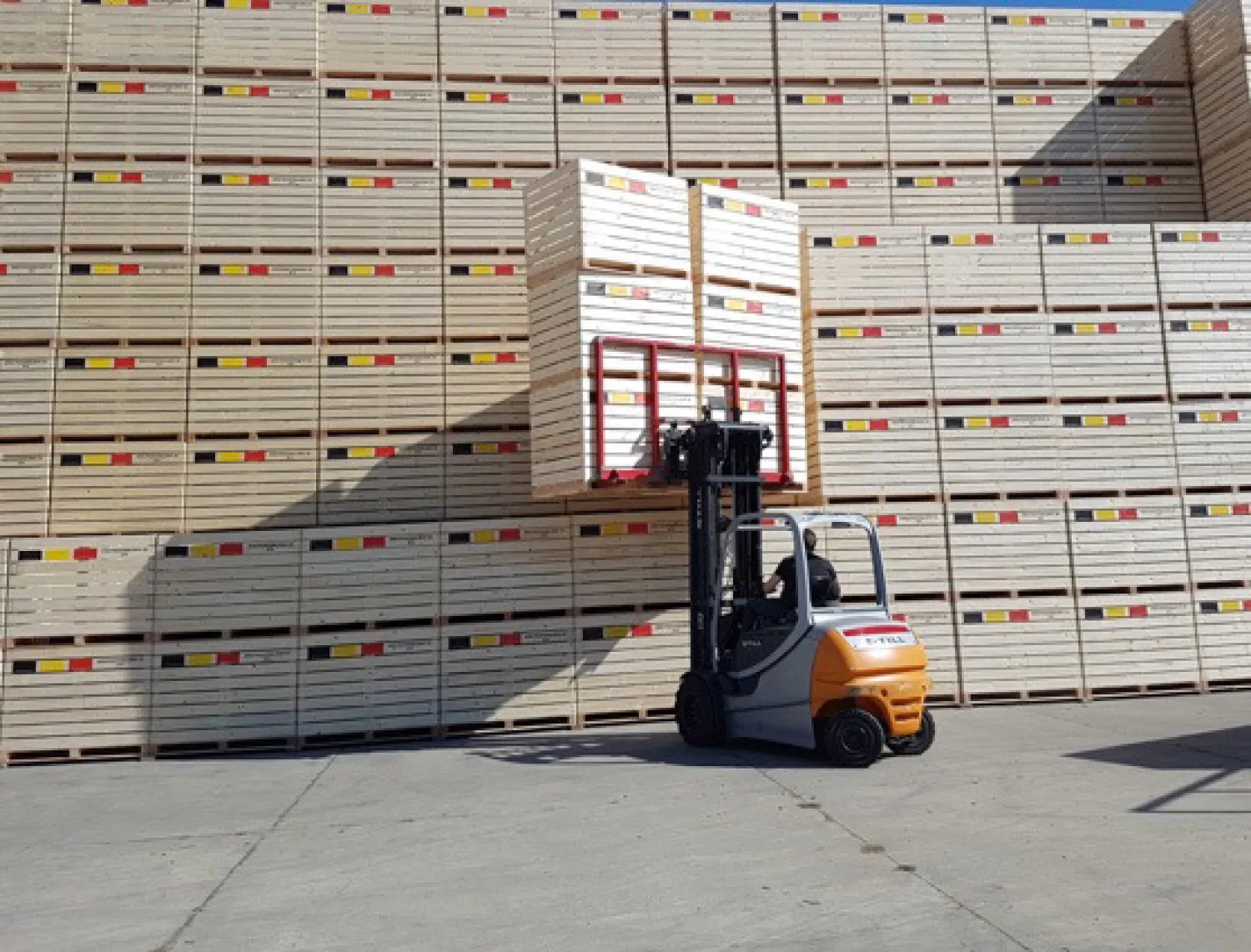 Interagra Kisten: Krachtige opslagoplossingen