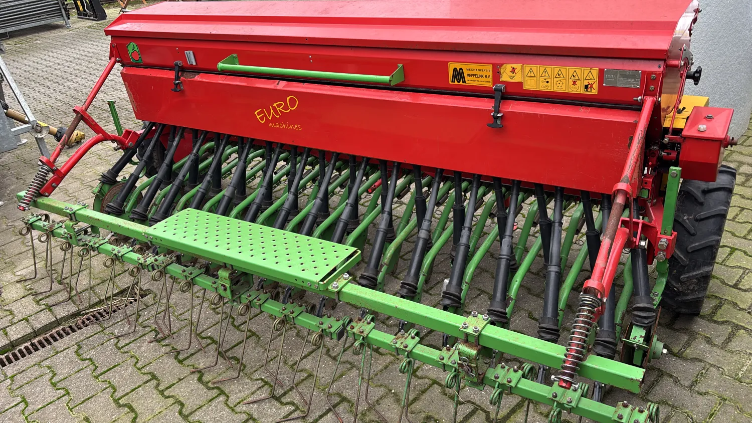 Unia Zaaimachine - 31 zaaipijpen - Nette staat