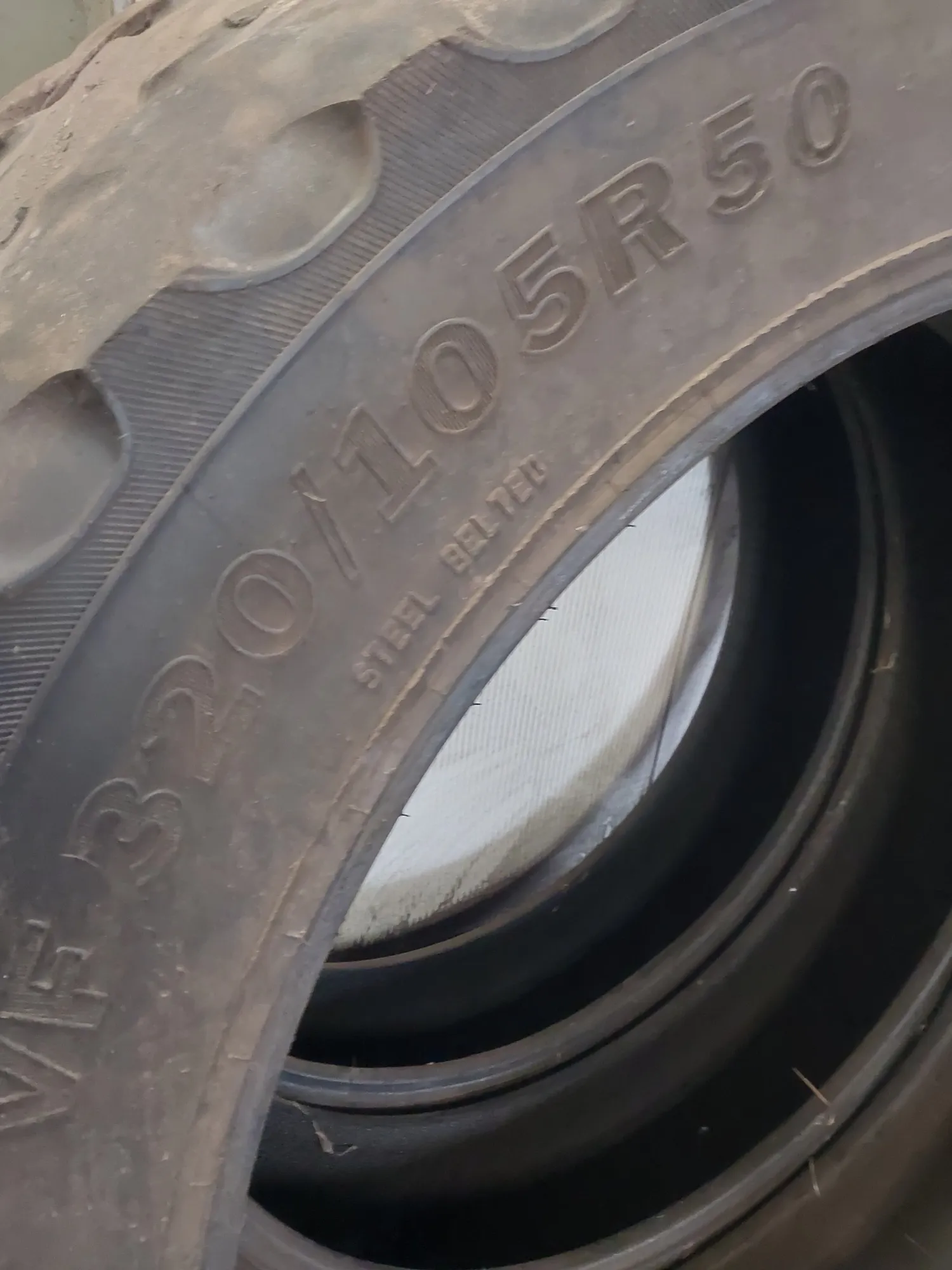 Alliance 320/105R50 VF Banden - Dubbellucht mogelijk