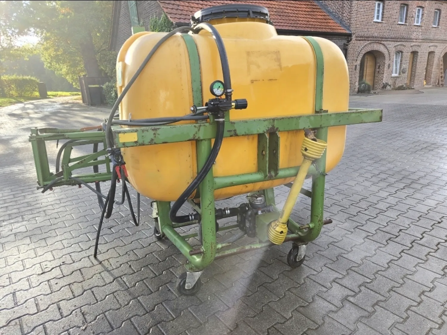 Defecte Amazone veldspuit voor hobbyisten/onderdelen