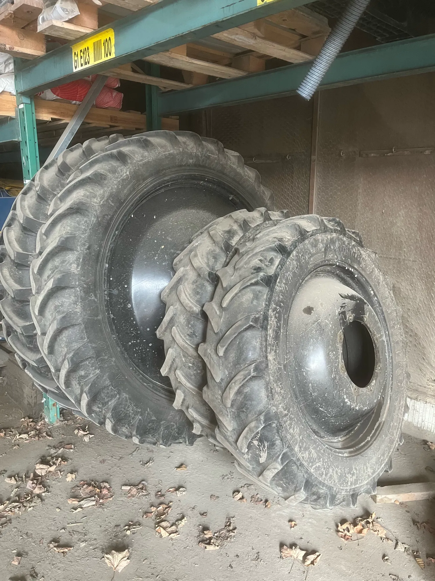 Cultuurwielen New Holland T6000 - 12.4R46 & 12.4R32