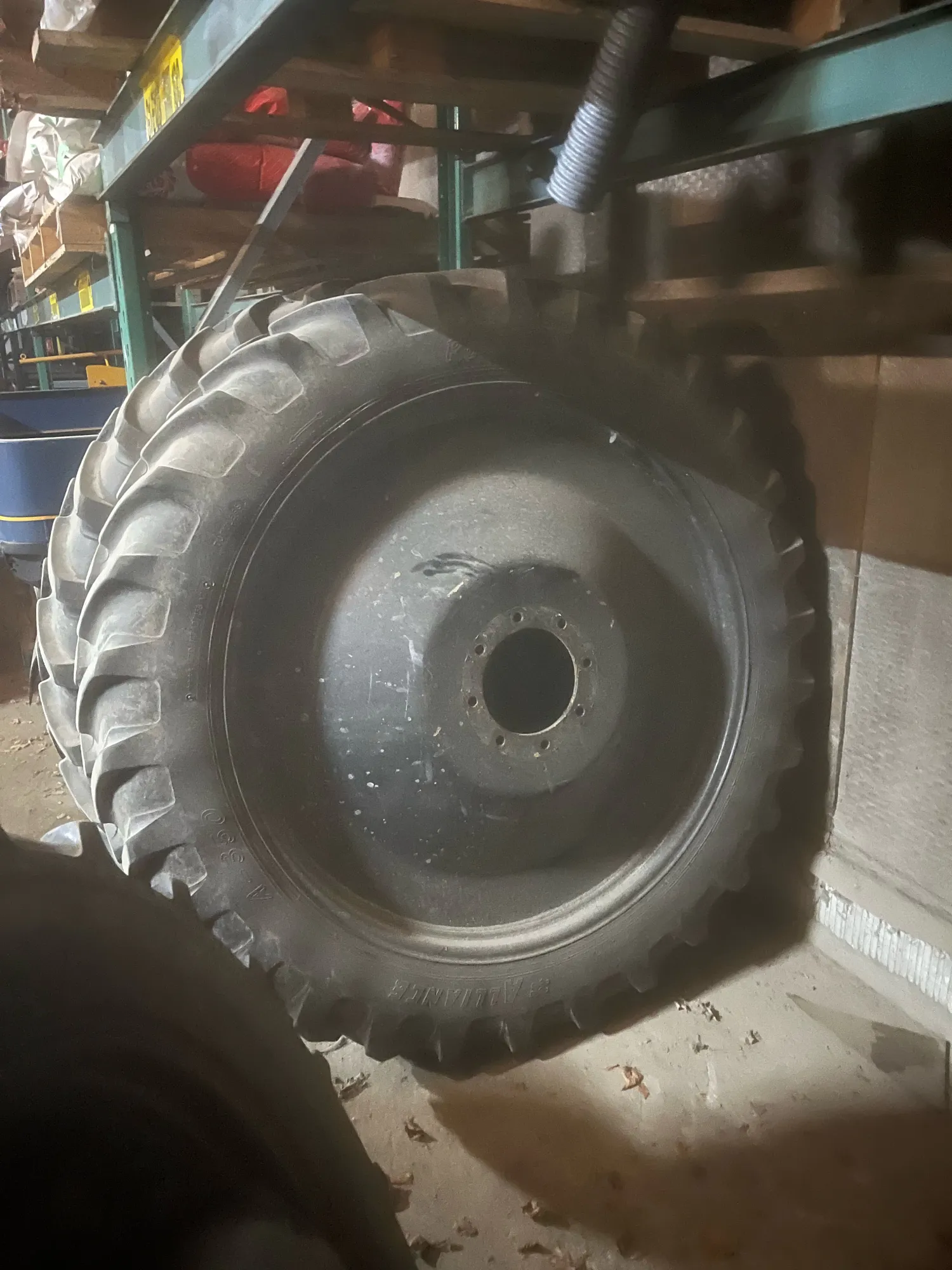 Cultuurwielen New Holland T6000 - 12.4R46 & 12.4R32