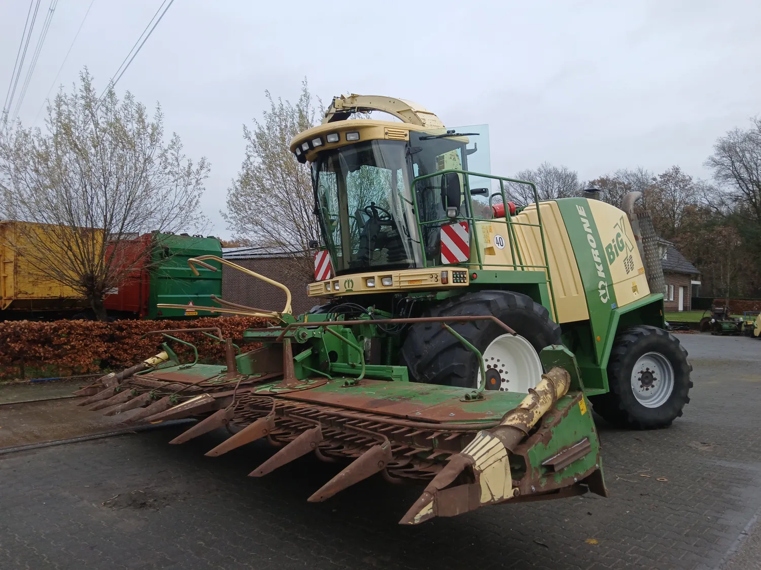 Krone Big X V8 Hakselaar, 2004 - 10 Rijige Bek