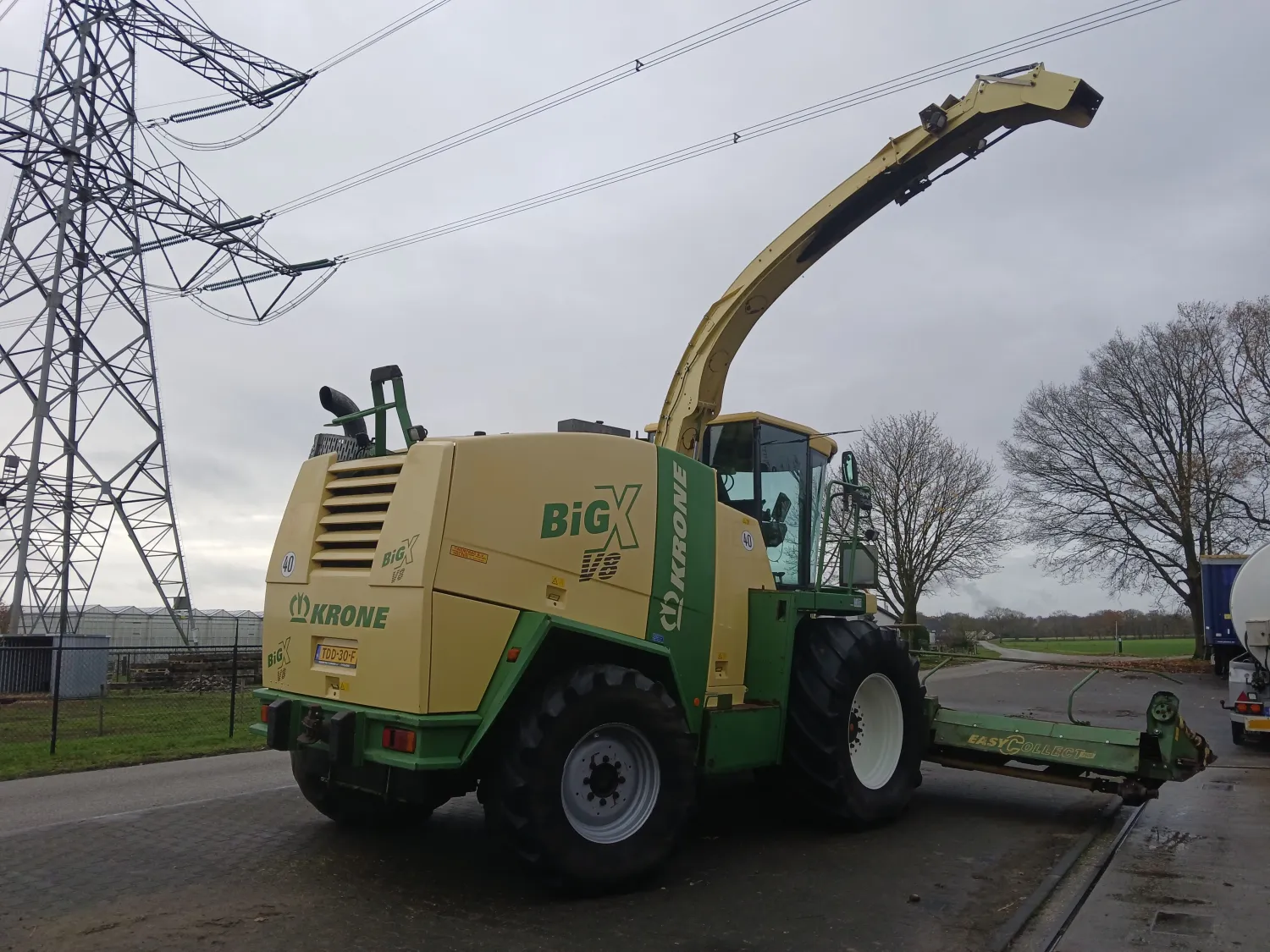 Krone Big X V8 Hakselaar, 2004 - 10 Rijige Bek