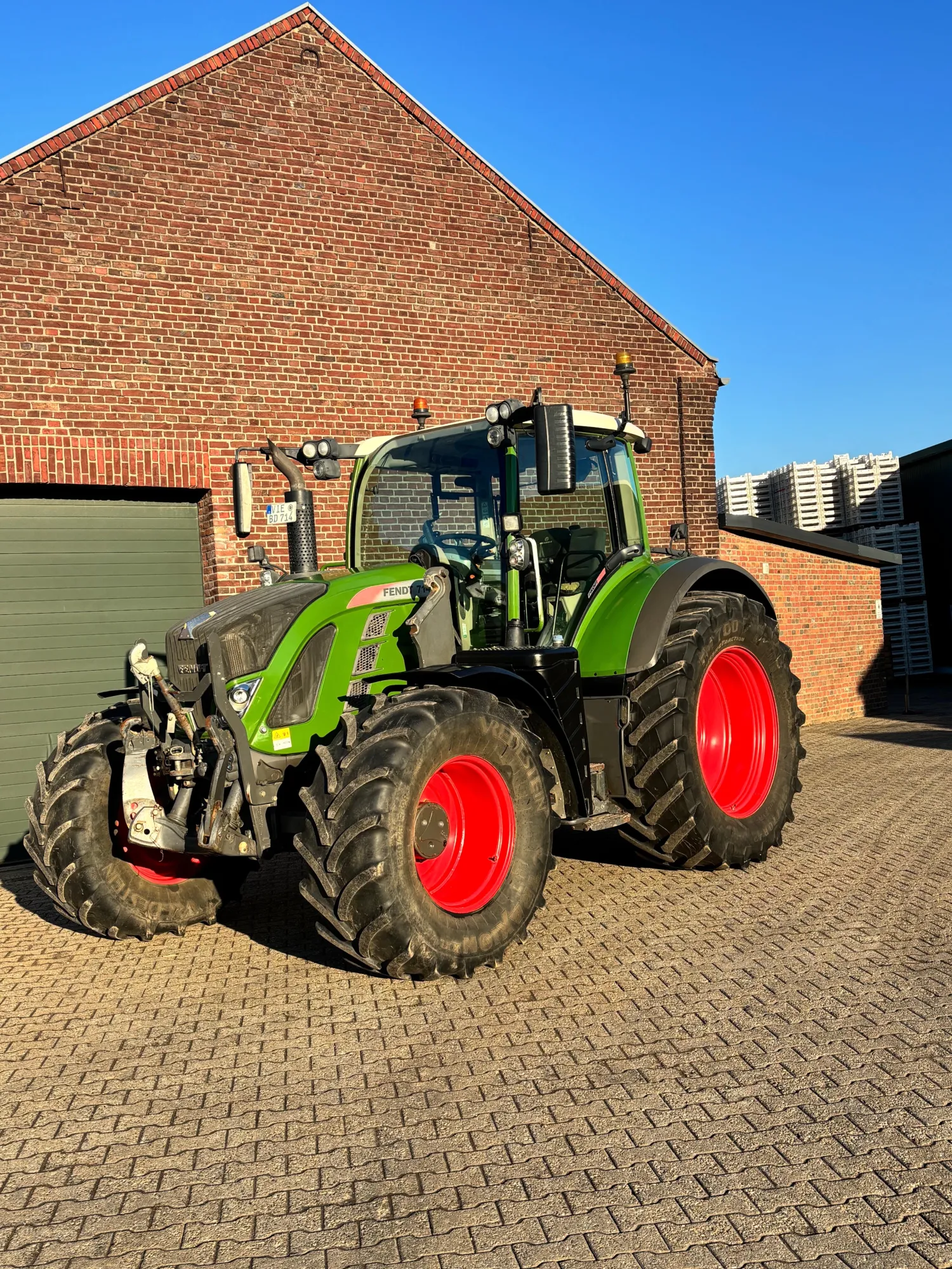 Fendt 714 S4 Traktor (2017) - Smalspoor, GPS