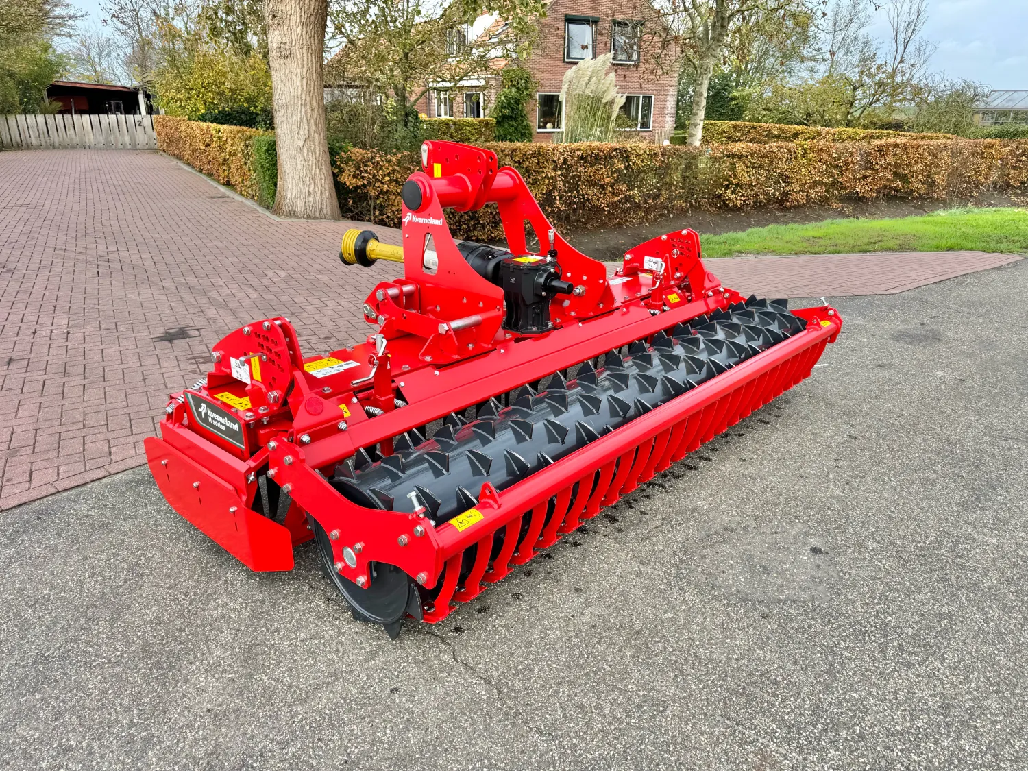 Keverneland H Series 2024 | Grada rotativa de 3m en venta