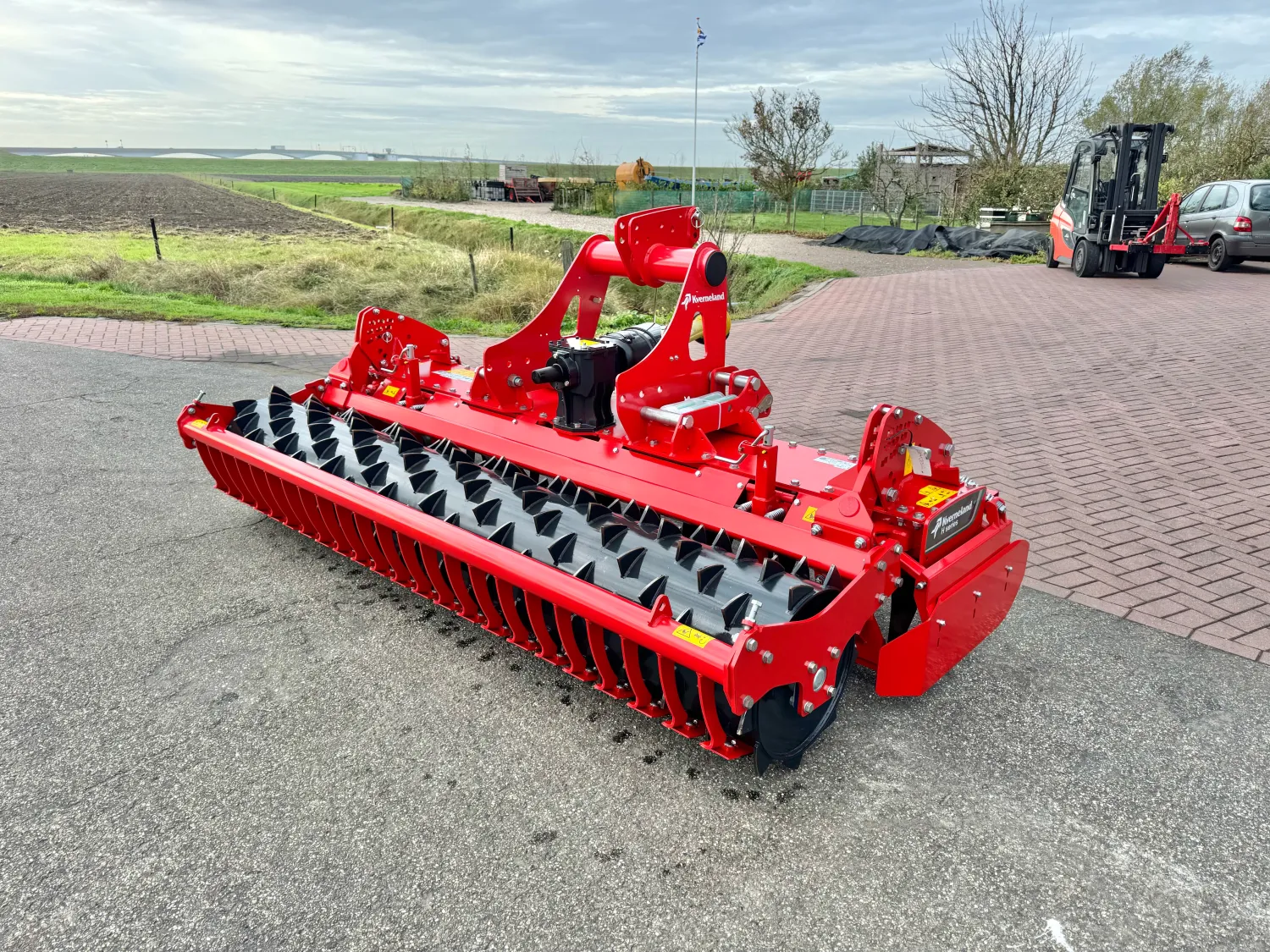 Keverneland H Series 2024 | Grada rotativa de 3m en venta