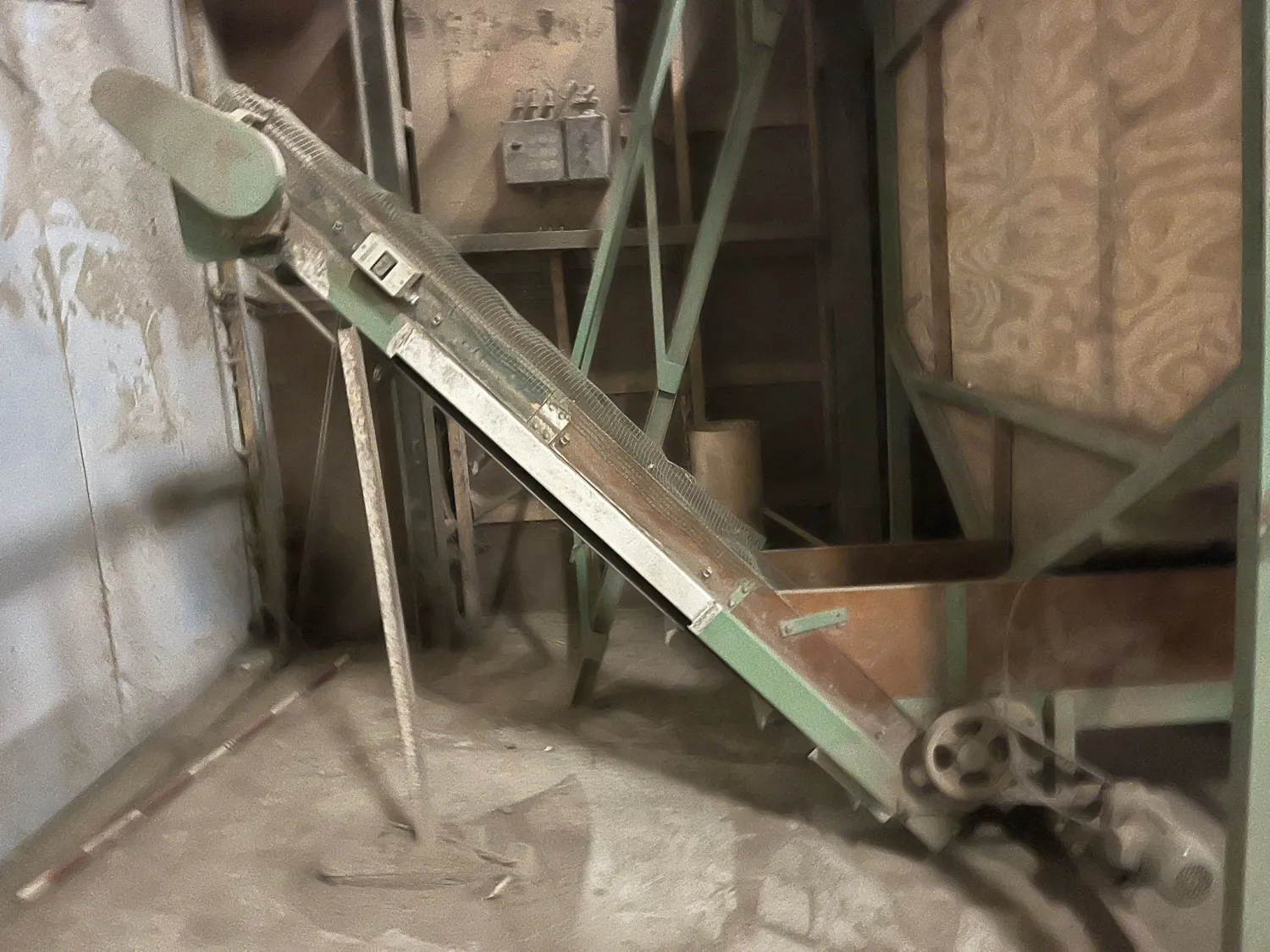 Schouten Schoksorteerder - Bunkersorteerinstallatie voor aardappelen