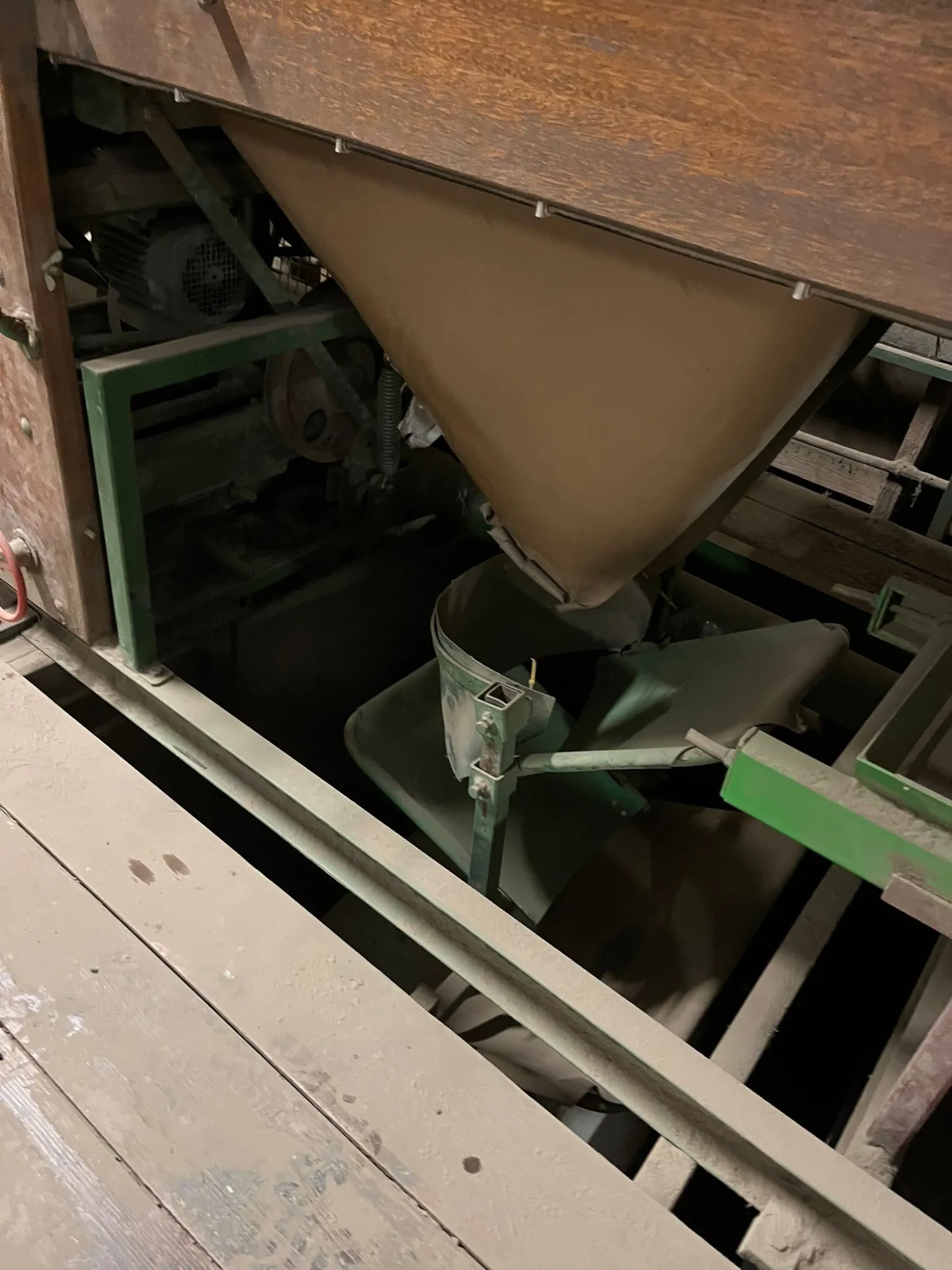 Schouten Schoksorteerder - Bunkersorteerinstallatie voor aardappelen