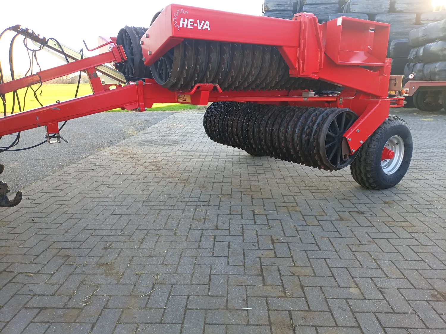 HEVA Tip-Roller Cambridge 6.3m - 2018