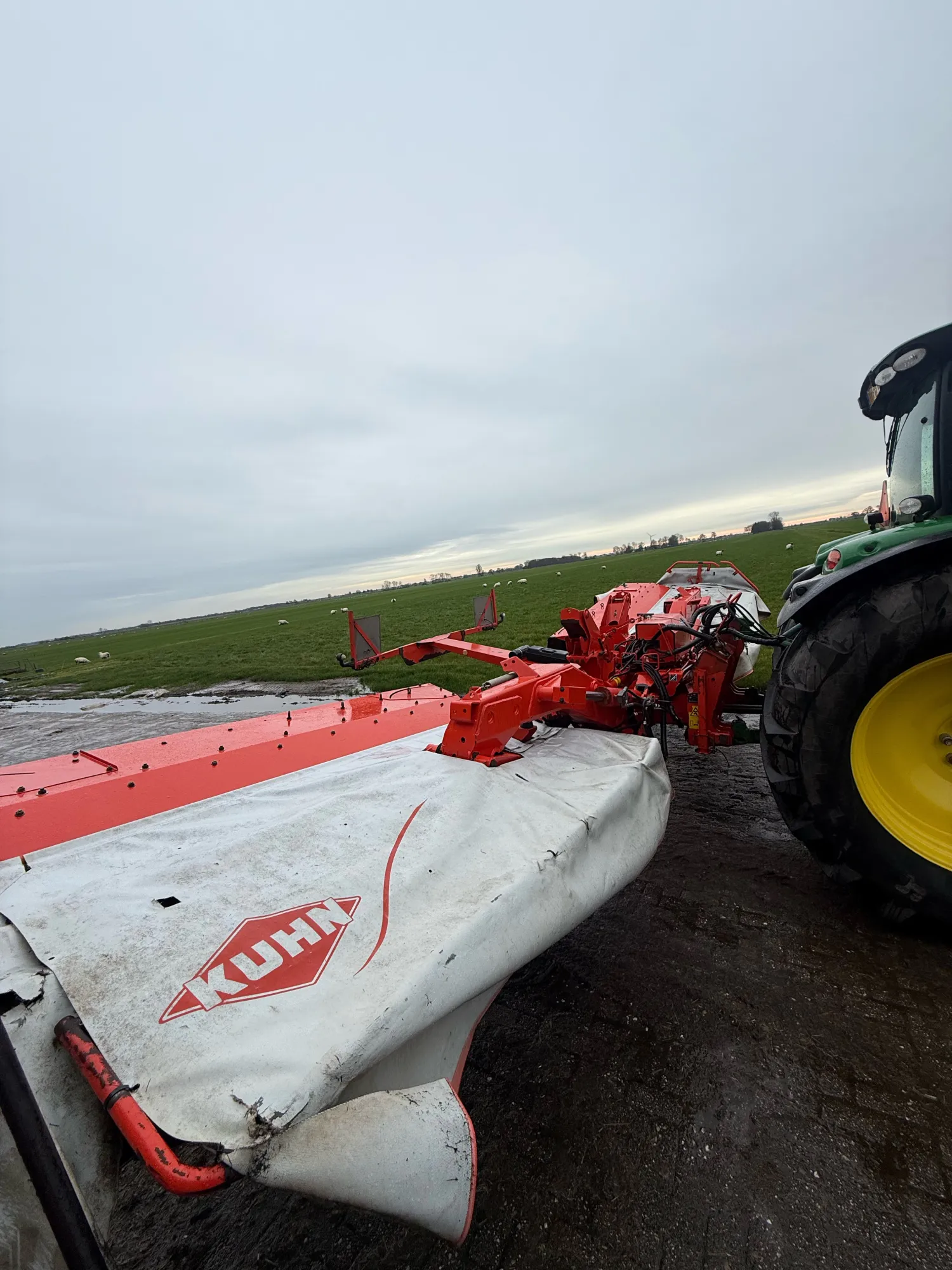 Kuhn FC883-FF Triple maaier - Vlindermaaier, 2011