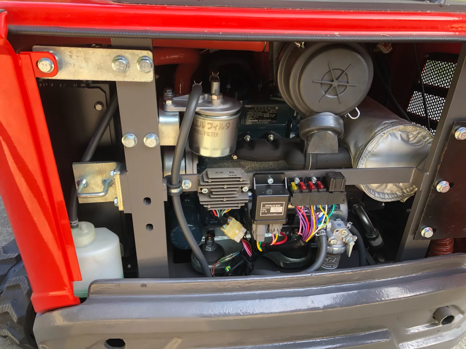 Minikraan 1.8 ton - Kubota motor - Slechts 5 draaiuren