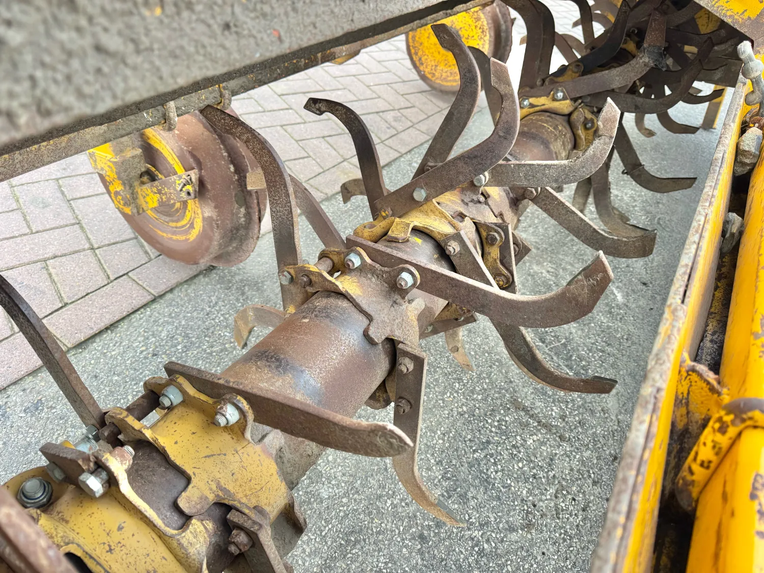 Rumptstad 4x75 Rækkefræser | Fungerer med PTO-aksel