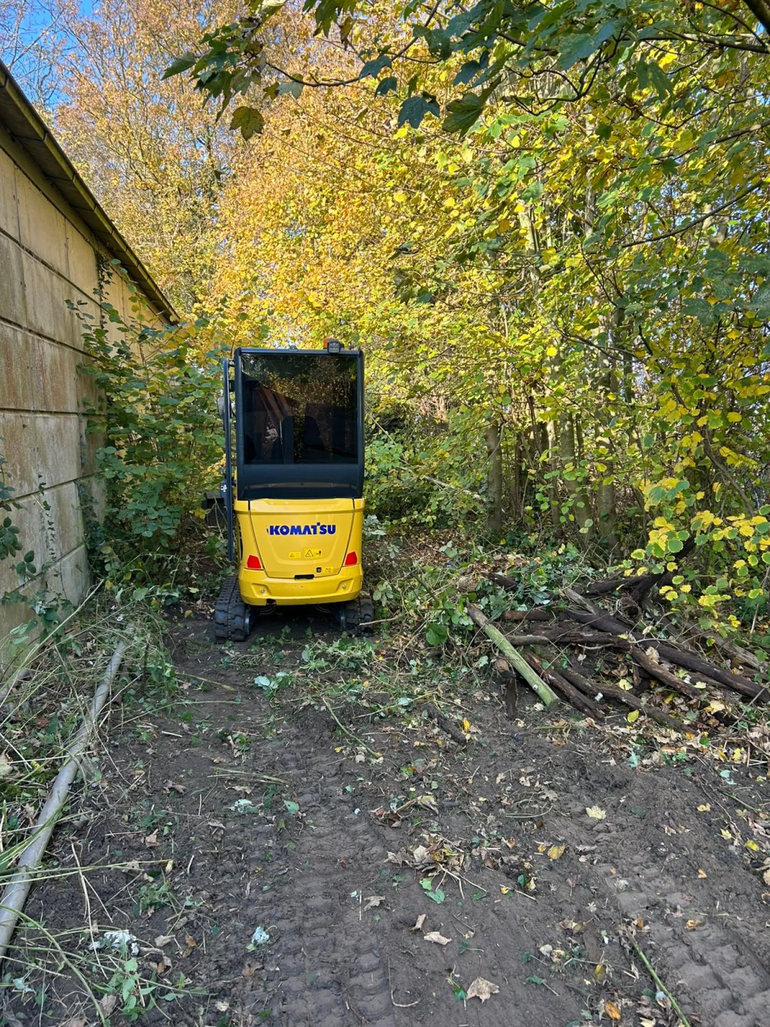 Minigraafmachine Komatsu PC17R Huren - Compact & Wendbaar