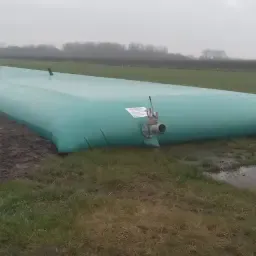 Manure Bags: 350m³ & 425m³ | Rollable & License-Free