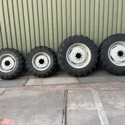 Michelin Agribib Banden - 18.4-R38 & 14.9-R28 - Verstelbare Velgen