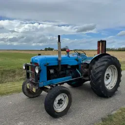 Fordson Power Major Traktor mit Hubmast | Gebraucht